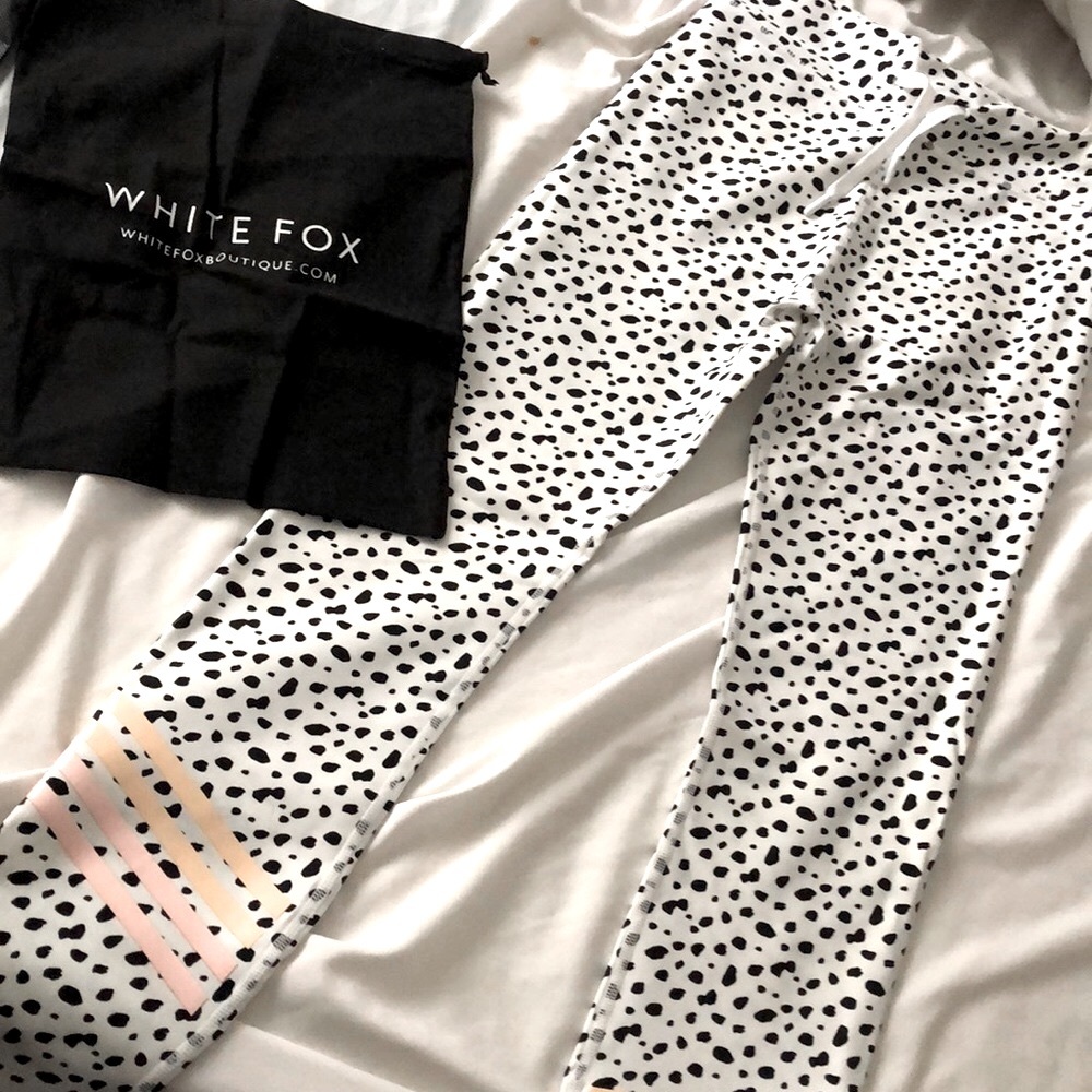 Sarah’s day spotted white and black leggings